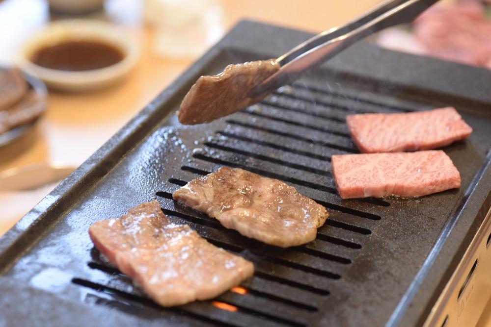 食べるならコレ　焼肉